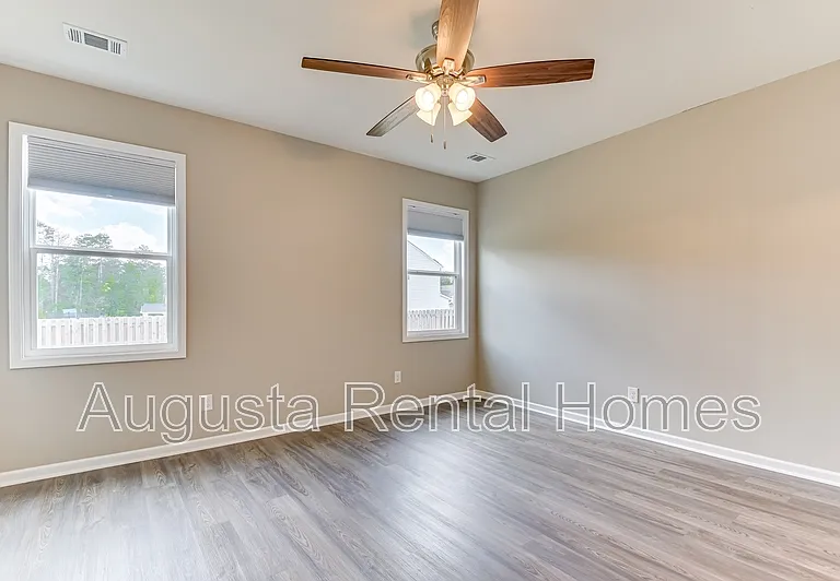 390 Tupelo Pass — Photo 16