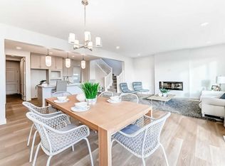 64 S Creekside Path SW, Calgary, AB T2X5W1