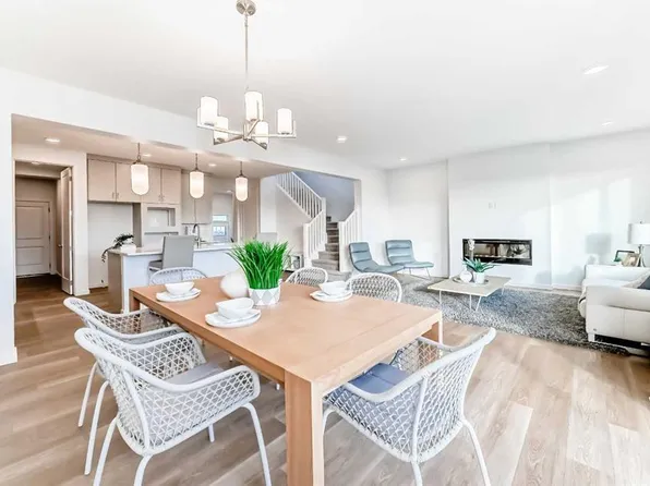 64 S Creekside Path SW, Calgary, AB T2X 5W1
