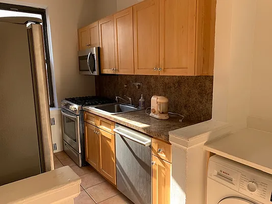 Rented by Sandee Ostwind, LREB | media 11