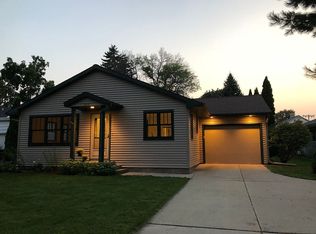 2112 Middleton St, Middleton, WI 53562