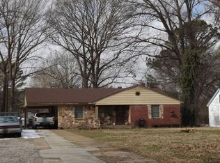 1471 Robin Hood Ln, Memphis, TN 38111