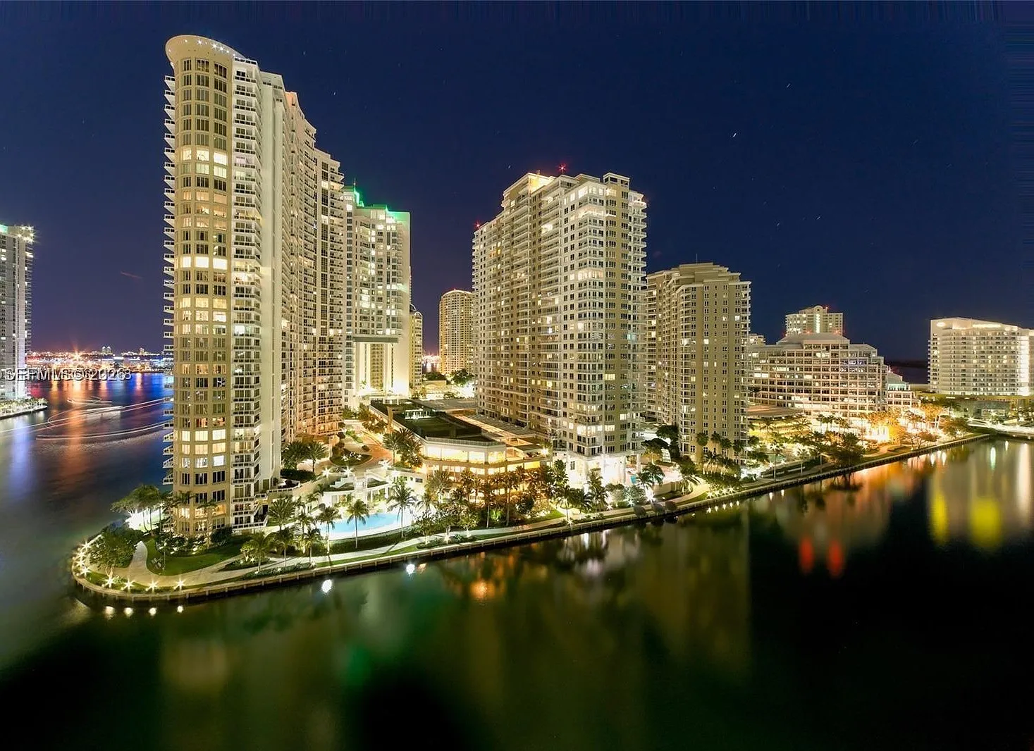 2 bed, 1626 sqft, $5,475 — Photo 1