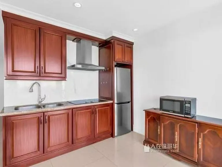 1327 Chartwell Dr — Photo 6