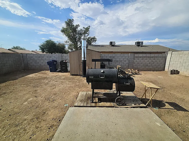 600 E Monterey St #A — Photo 11