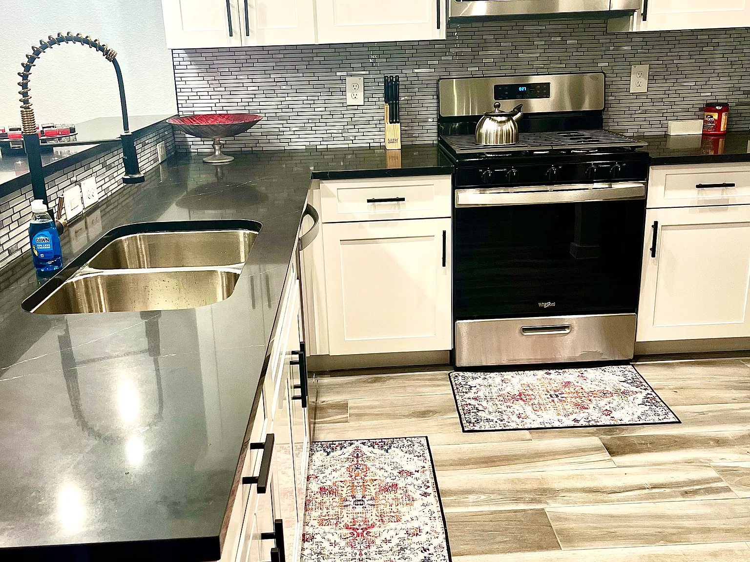 3 bed, $5,000 — Photo 4