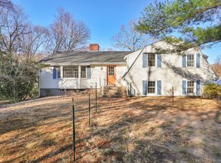 661 Chestnut Hill Rd, Glastonbury, CT 06033