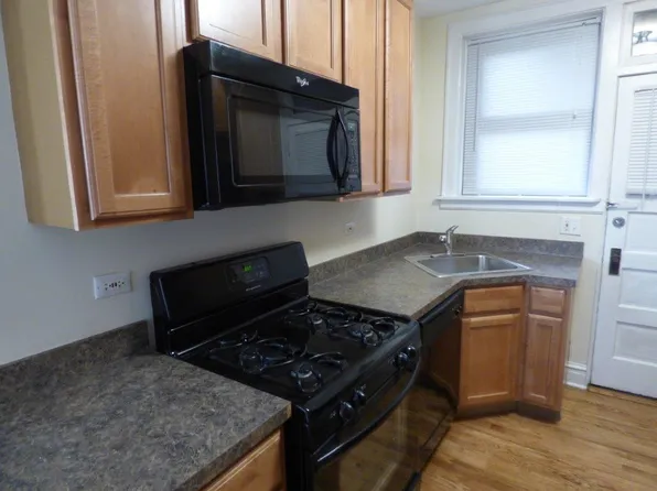 7444 Adams St #F1, Forest Park, IL 60130