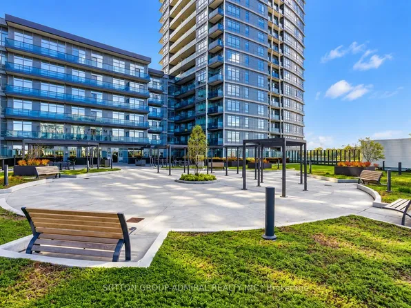 50 Upper Mall Way #2510, Vaughan, ON L4J 0L8