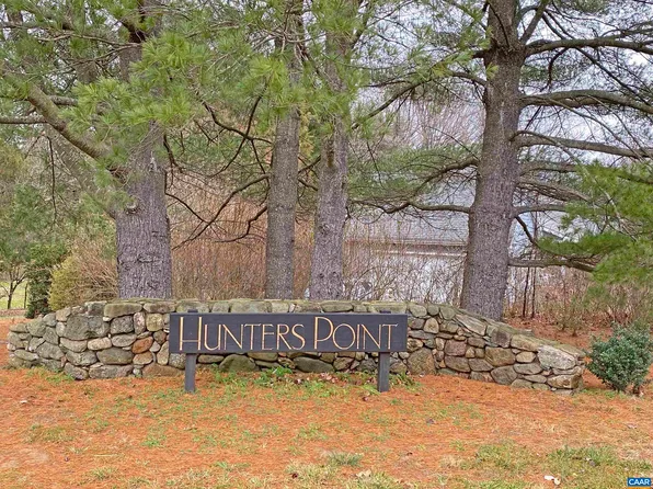 367 Hunters Point, Nellysford, VA 22958