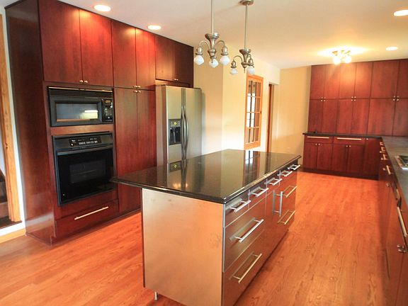 4th image of 12675 170th St N