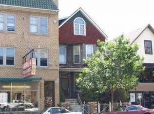 3047 N Ashland Ave, Chicago, IL 60657