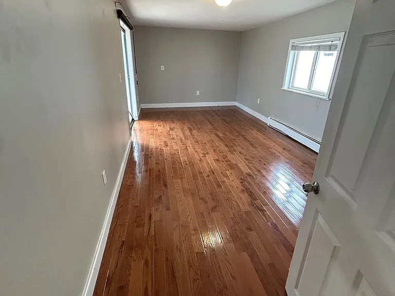 48 Port Norfolk St #1B — Photo 15