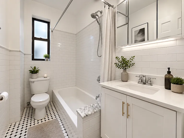 596 Edgecombe Ave #2E — Photo 4
