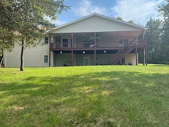 5th image of 630 Singer Ln