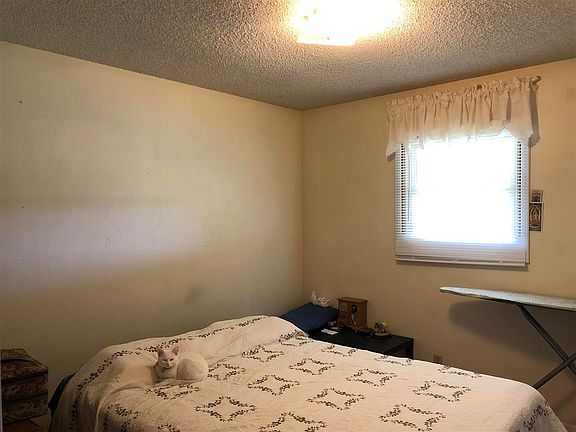 5th image of 1319 Sunnyside Ave