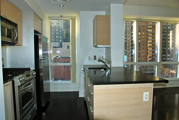 Rented by Town Residential | media 2