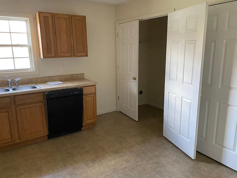 85 Candler Heights Rd #4 — Photo 2