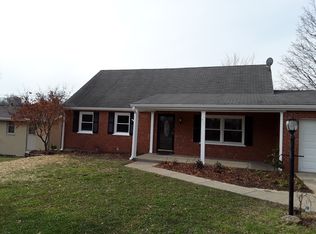 989 Villa Dr, Villa Hills, KY 41017