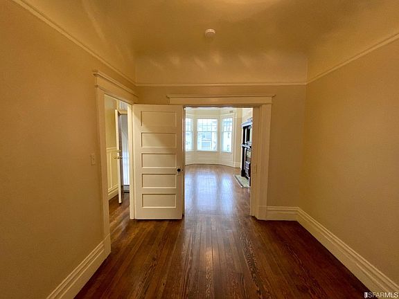 5th image of 2763 Bush St #C
