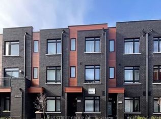 370 Red Maple Rd #12, Richmond Hill, ON L4C 5T4