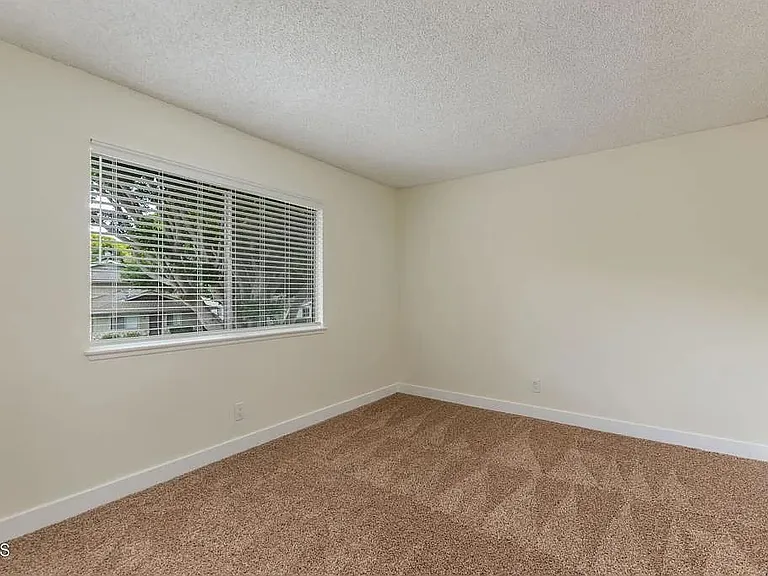 2603 N Yardarm Ave — Photo 5