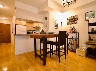 1 Elm Dr W #506, Mississauga, ON L5B 4M1