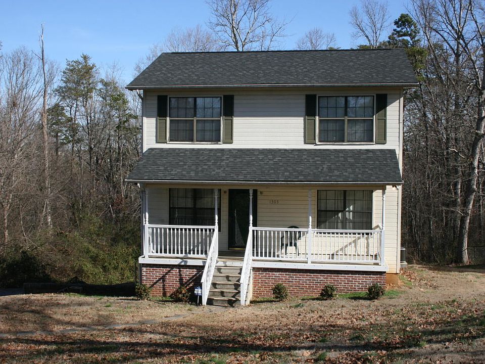 1st image of 1305 E Woodshire Dr