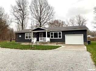 1360 Pershing Rd, West Frankfort, IL 62896