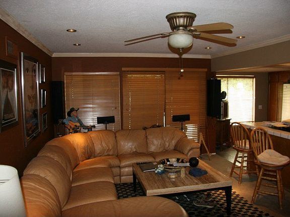 4th image of 24803 Bracken Ln