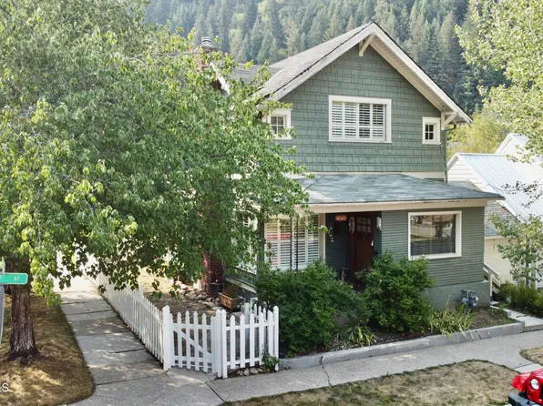 416 2nd St, Wallace, ID 83873