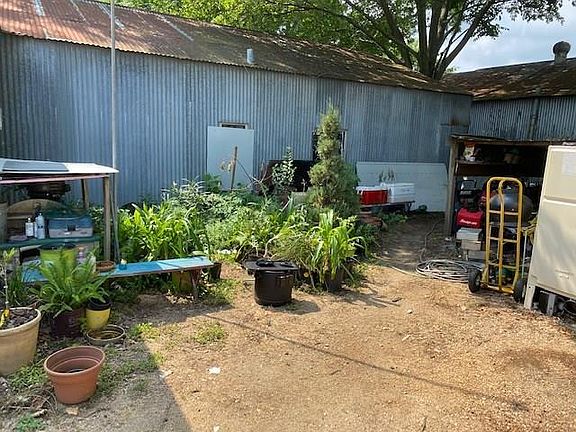 2nd image of 2152 Wirtcrest Ln
