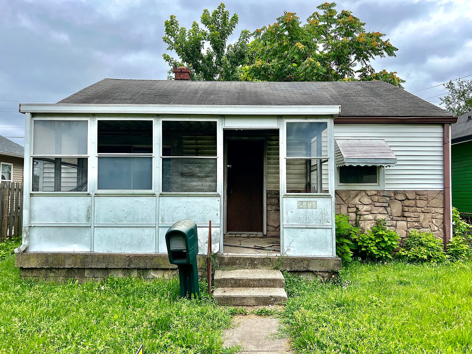 2905 Dr Andrew J Brown Ave