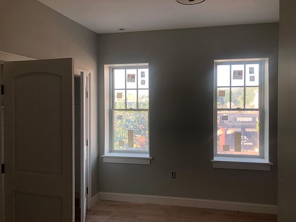 5th image of 555 Bloomfield Ave Suite 2