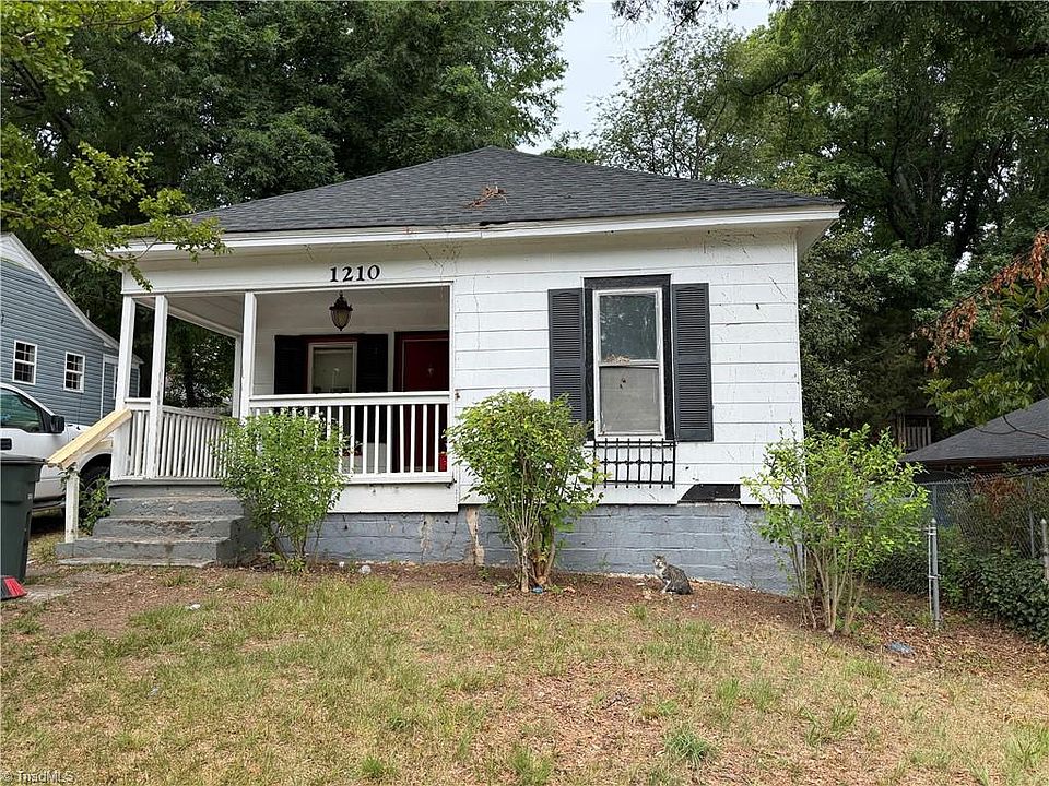 1st image of 1210 Portland St