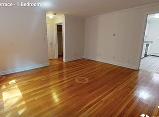 43 Harvard Ave #42-06, Brookline, MA 02446