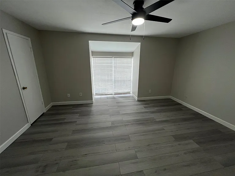 12633 Memorial Dr #24 — Photo 8