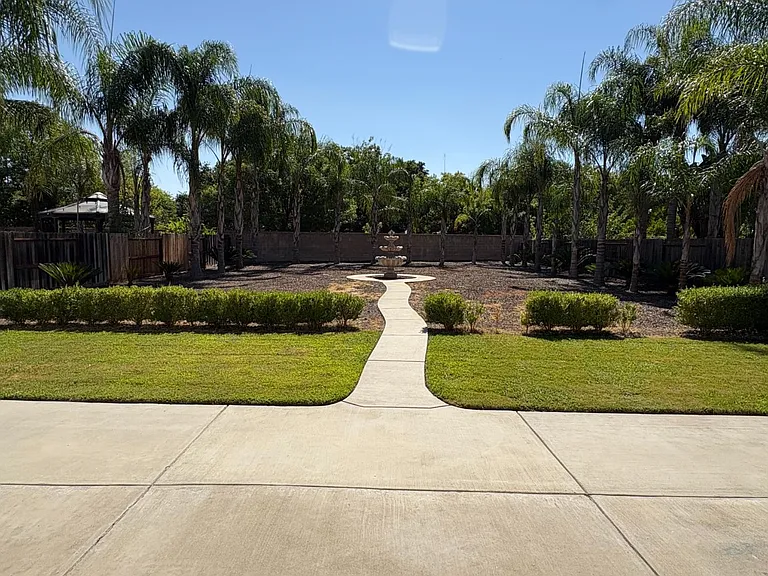 1105 N Perry Ave — Photo 55