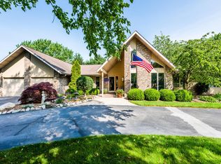 675 Ashley Ln, Saint Joseph, MI 49085