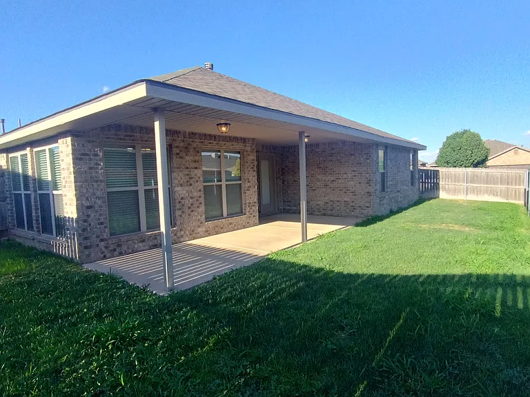8901 Witmer Ct — Photo 30
