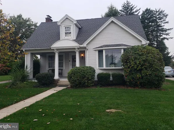 216 S Main St, Manchester, PA 17345