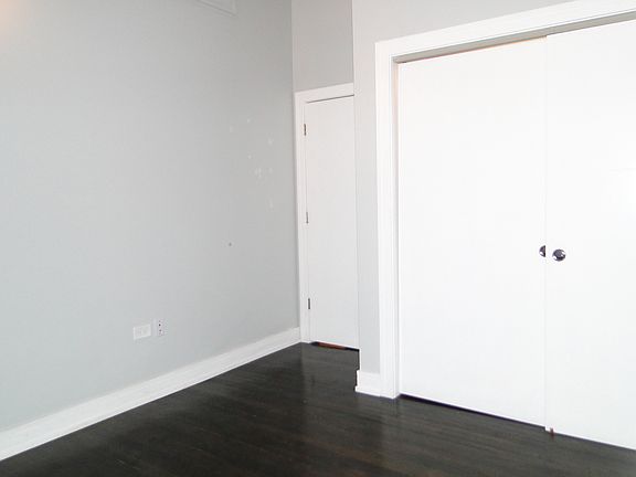 5th image of 1282 N Milwaukee Ave #2R