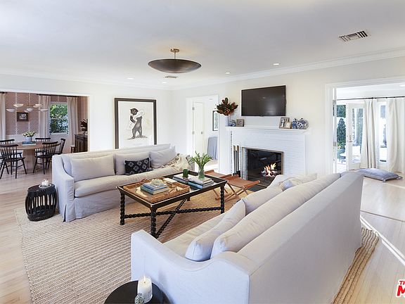 4th image of 14820 W Sunset Blvd