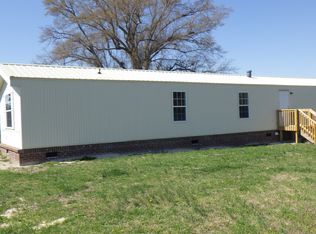 411 Martin Ct, Mount Olive, NC 28365