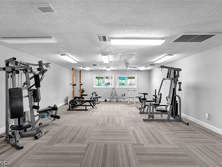 4295 Island Cir #2 — Photo 39