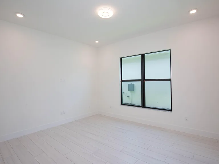 5576 Captiva Ln — Photo 83