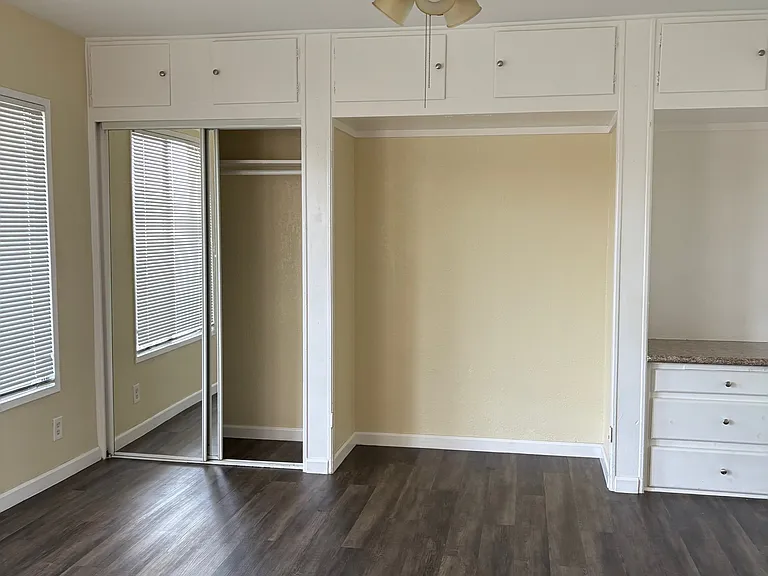 642 E Imperial Hwy #642 — Photo 3