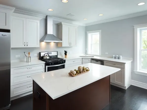 3380 N Milwaukee Ave APT 2, Chicago, IL 60641