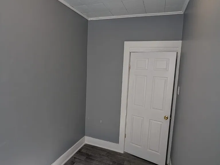 11339 S Langley Ave #1 — Photo 7