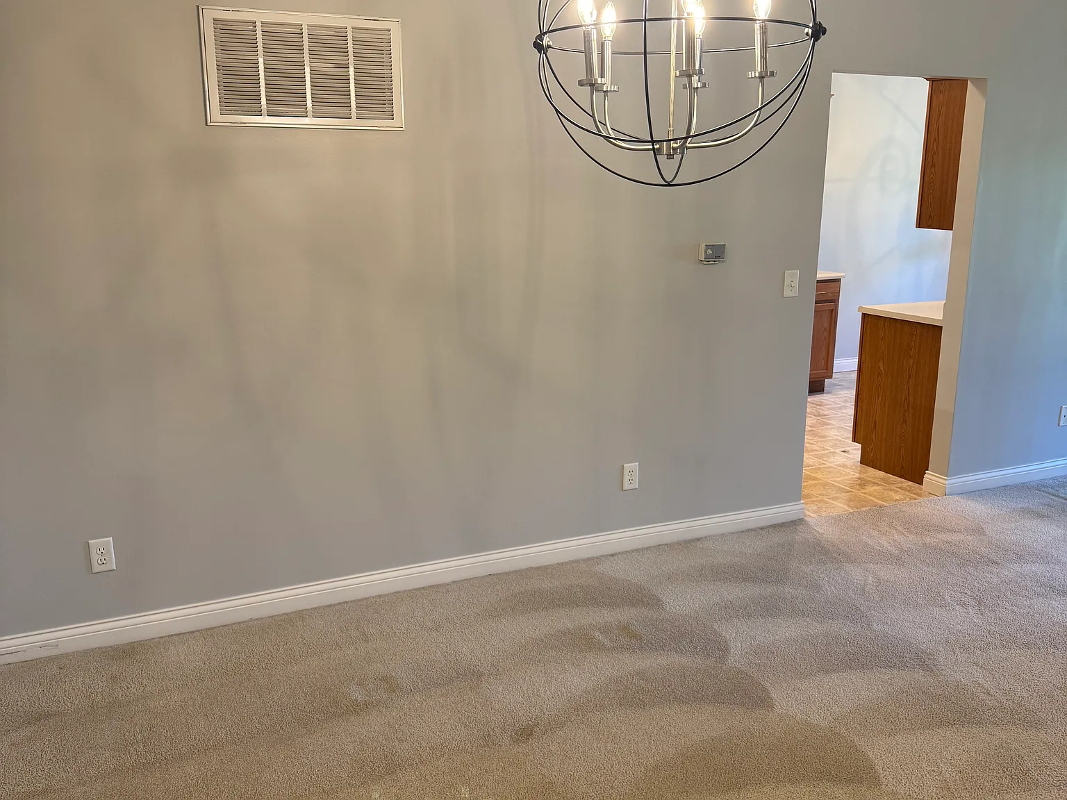 2 bed, 1450 sqft, $2,000 — Photo 2